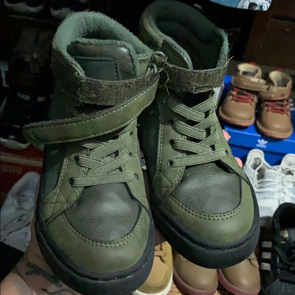 Children’s place boots